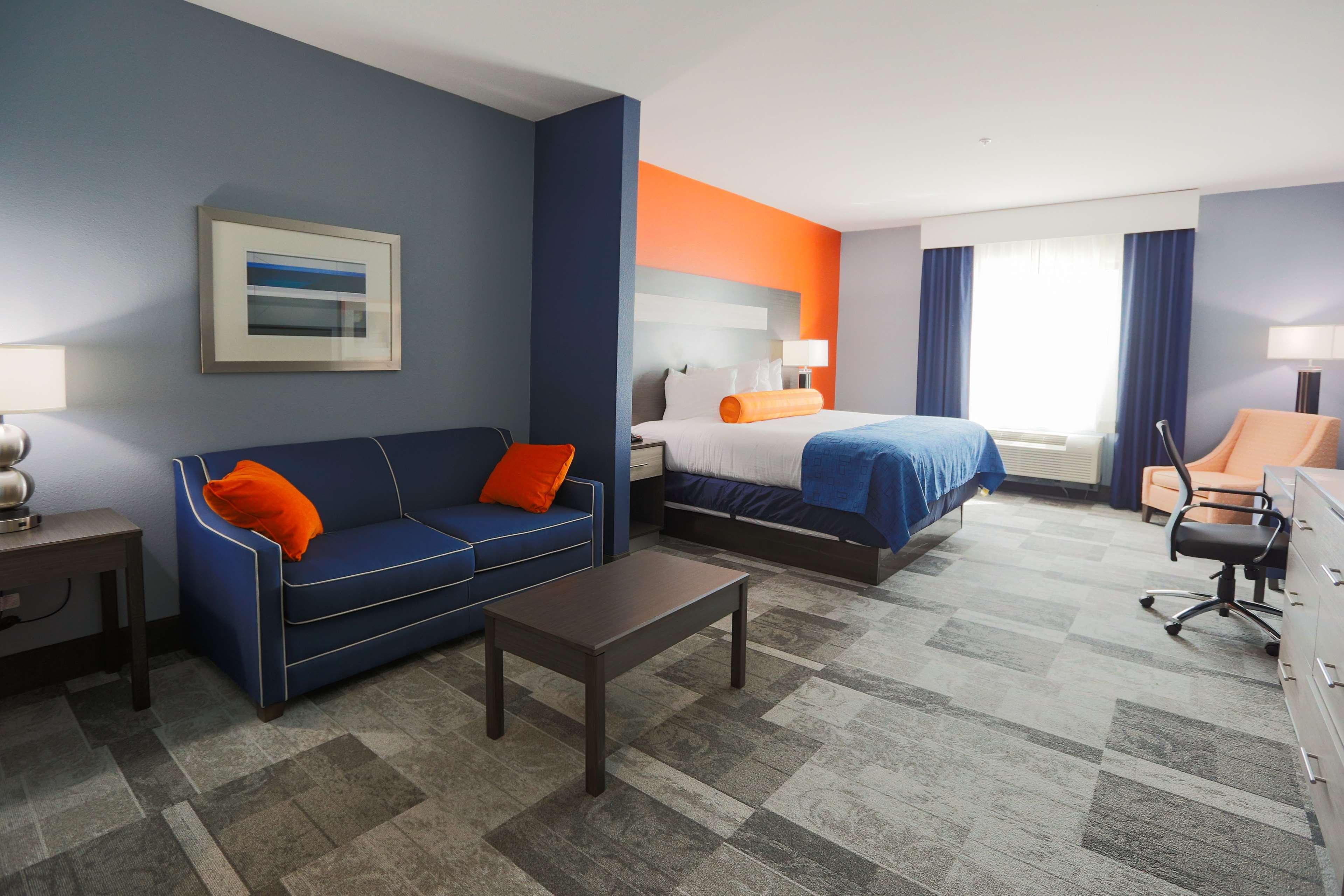 Best Western Plus Wewoka Inn & Suites Exterior photo